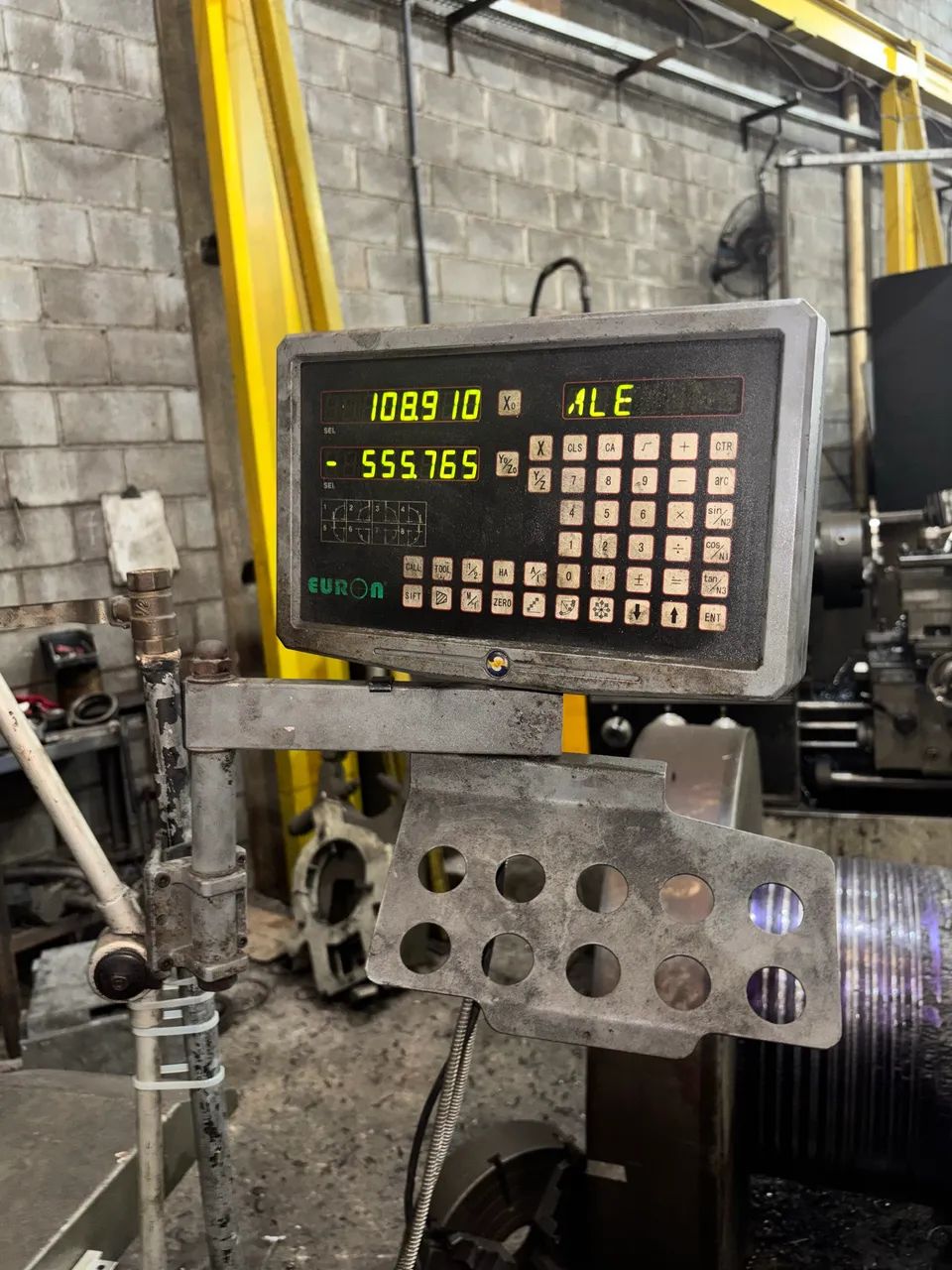 Torno mecânico 1200x2000 - Foto 2