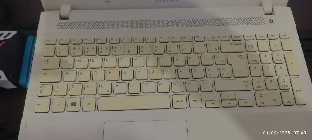 Notbook ATIV Book2 NP270E5G-KD2BR - Usado  - Foto 3