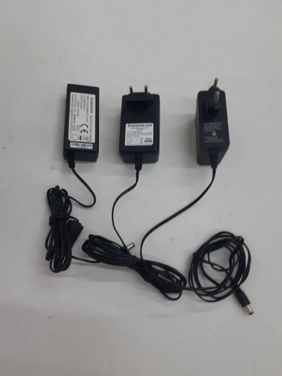 Fonte alimentação 12 volts 2 amperes. - Foto 2