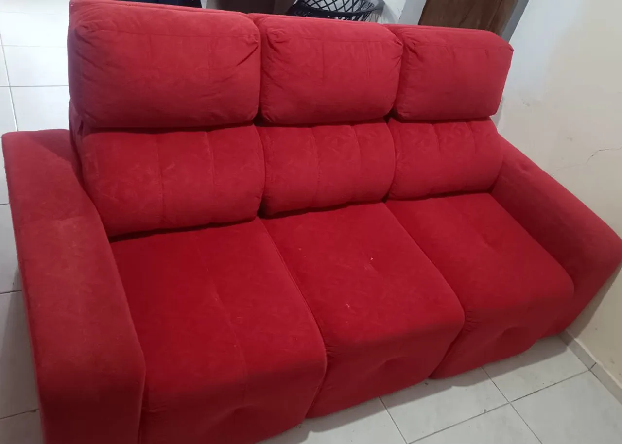 Sofá 3 lugares vermelho