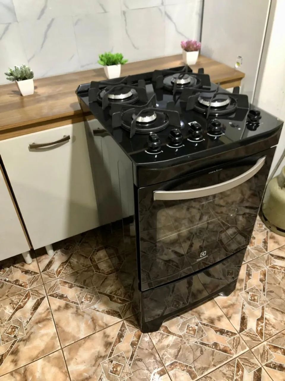 VENDO FOGÃO MODELO ELECTROLUX MESA DE VIDRO 04 BOCAS  - Foto 3