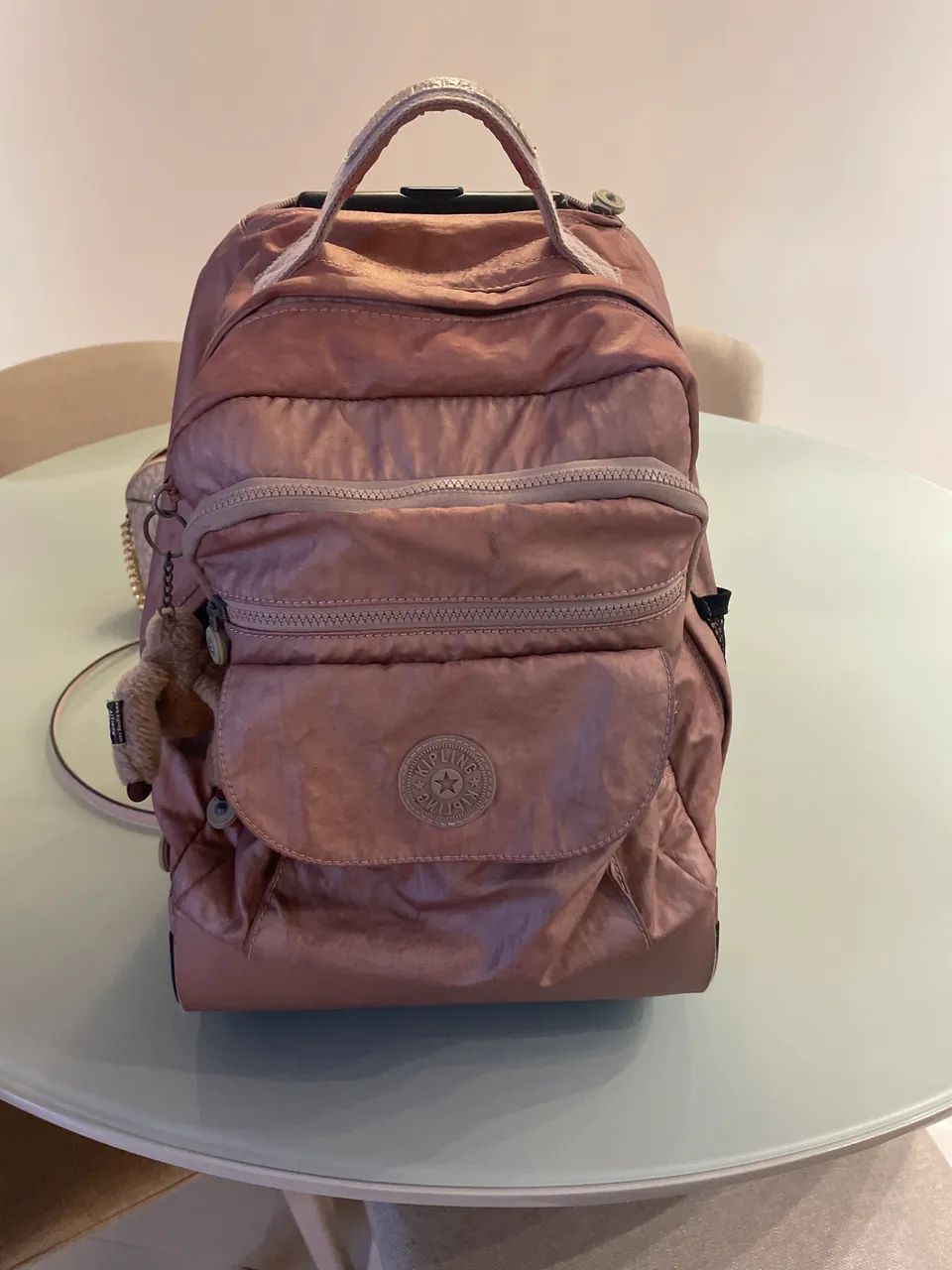 Mochila de rodinha e costas kiplinhg