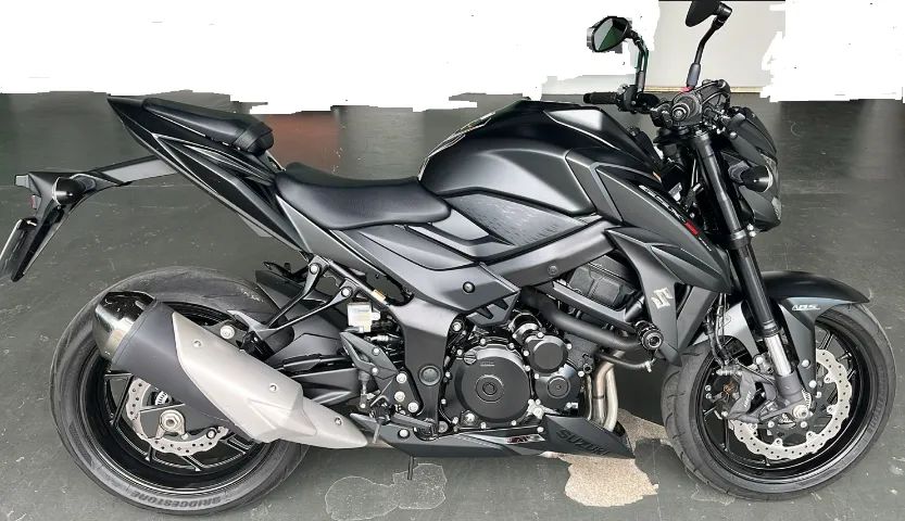 Suzuki GSXS750 PRETA FOSCA