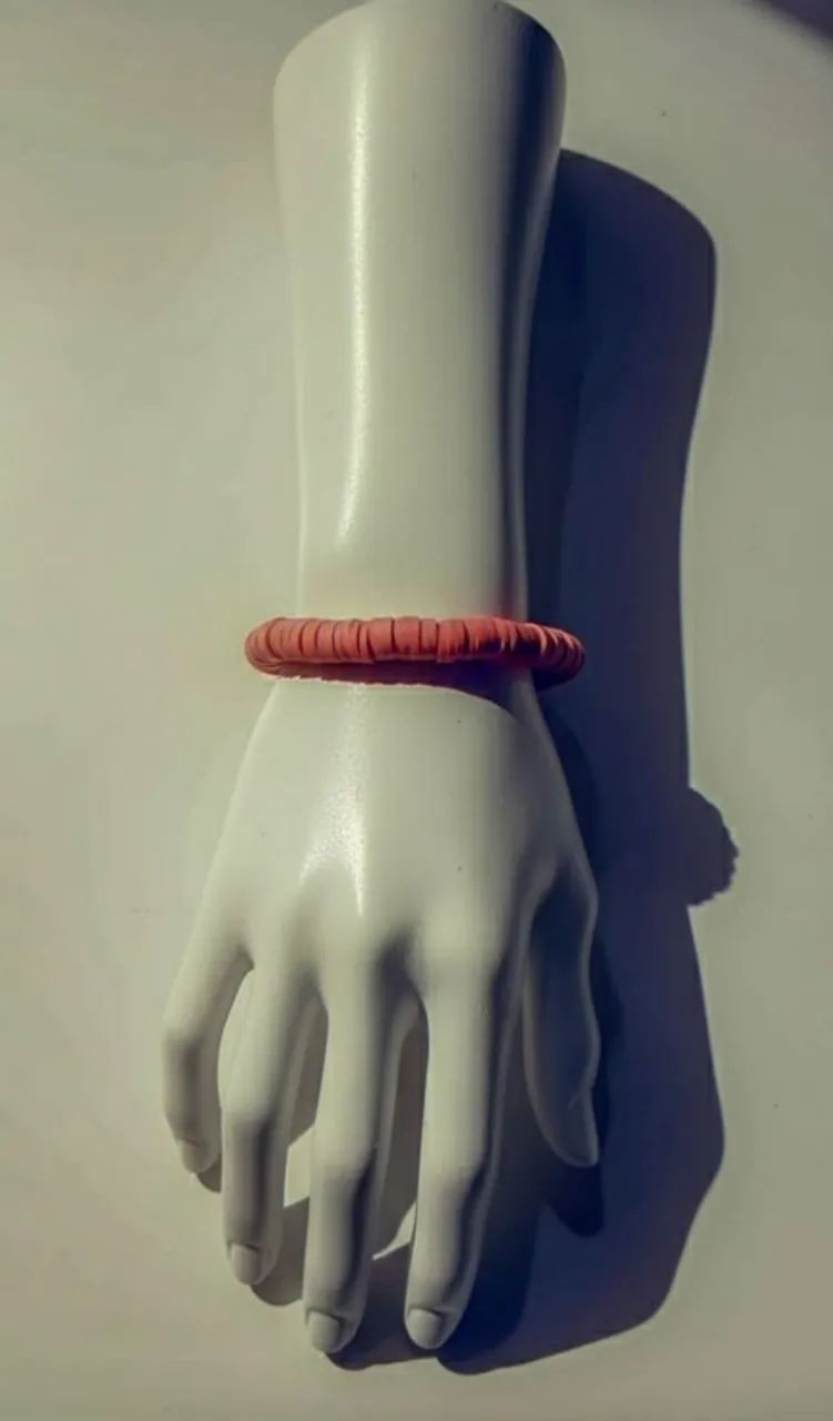 Pulseira de miçangas rosa
