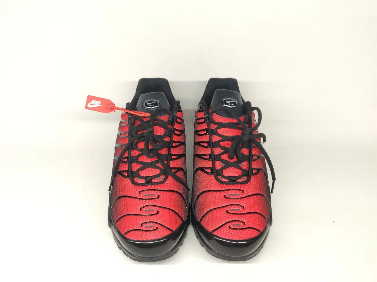 Oferta Limitada Tênis Nike Air Max Plus - Vermelho e Preto - Foto 5
