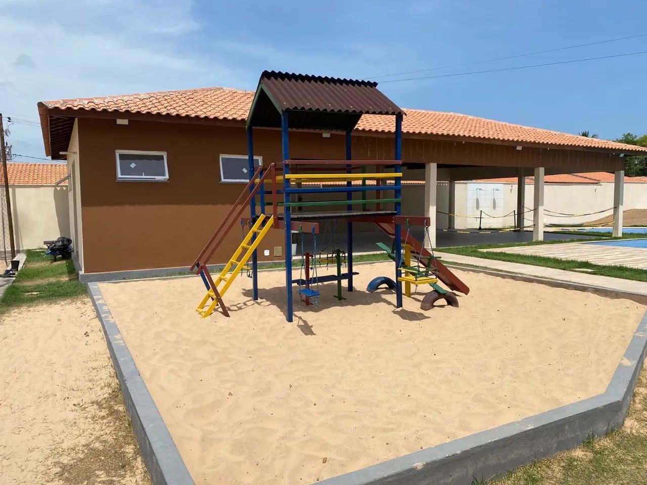 Casa em Condomínio Fechado ! CHAVE DISPONÍVEL PRONTO PRA MORAR - Foto 4