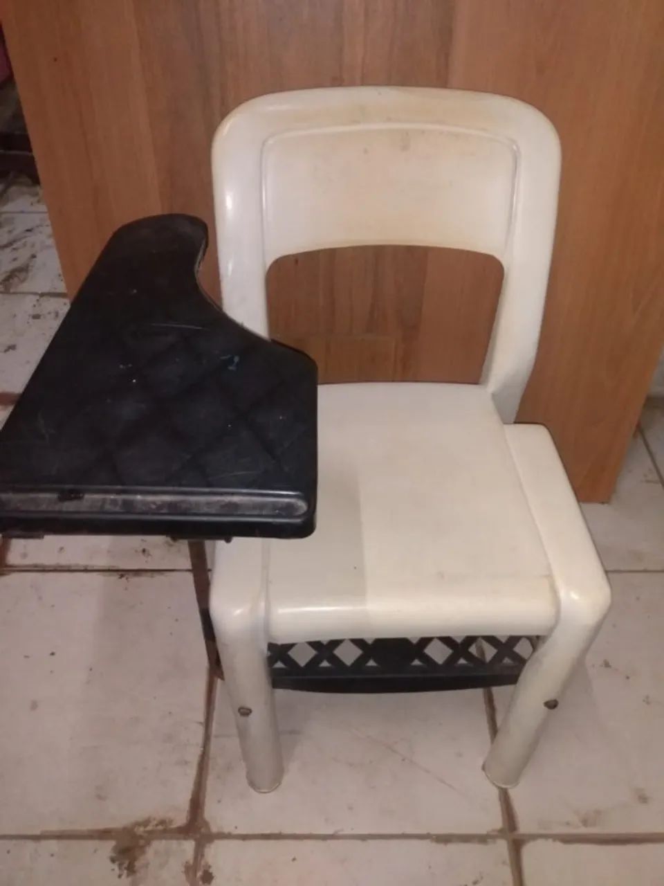 Cadeira escolar/universitária - Foto 4