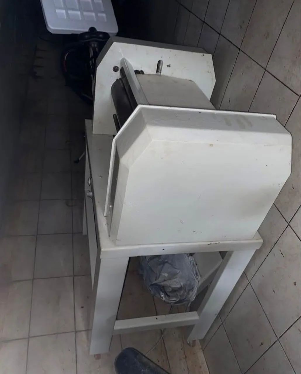 Modeladora de coluna Brasforno 220 volts trifásica  - Foto 2