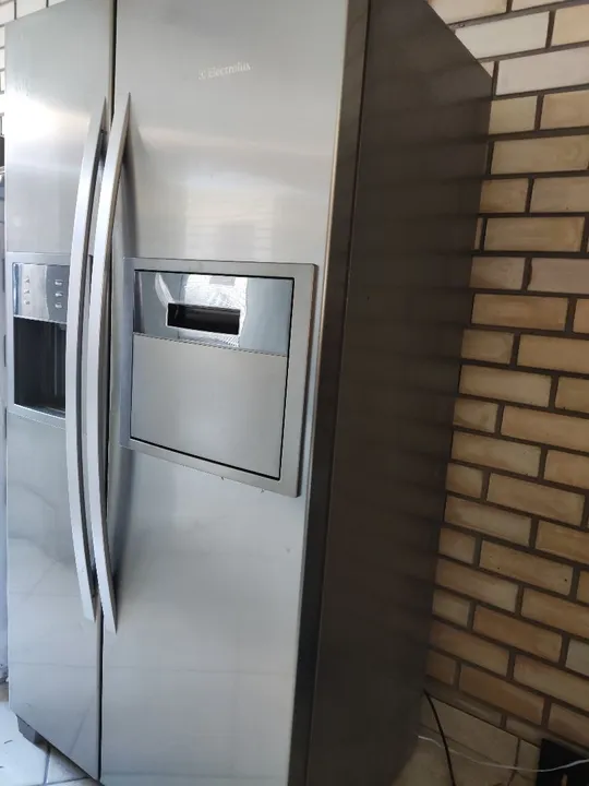 (((UM ANO DE GARANTIA))) Geladeira Electrolux Frost Free Side by Side 504 Litros Inox 110v