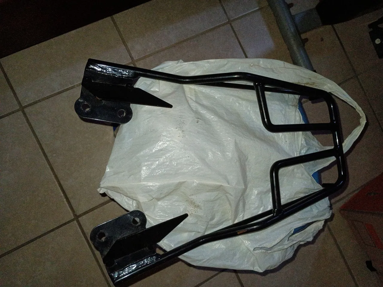 Bagageiro Reforçado para Motocicleta para Nova Twister 2019-2020- Preto