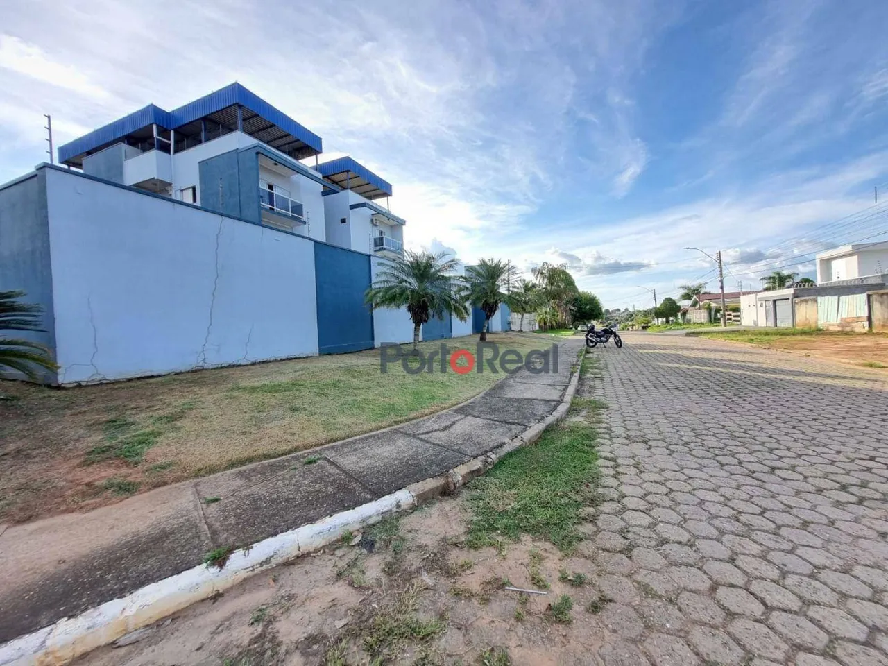 Apartamento com 3 dormitórios à venda, 100 m² por R$ 240.000,00 - Jardim dos Migrantes - J