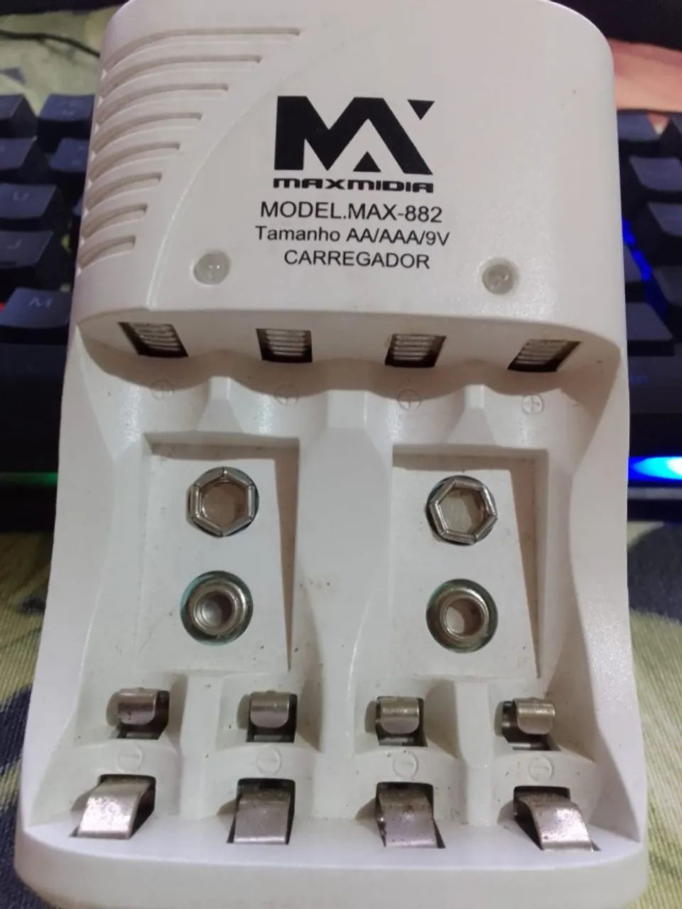 Carregador de pilhas para controle do Xbox