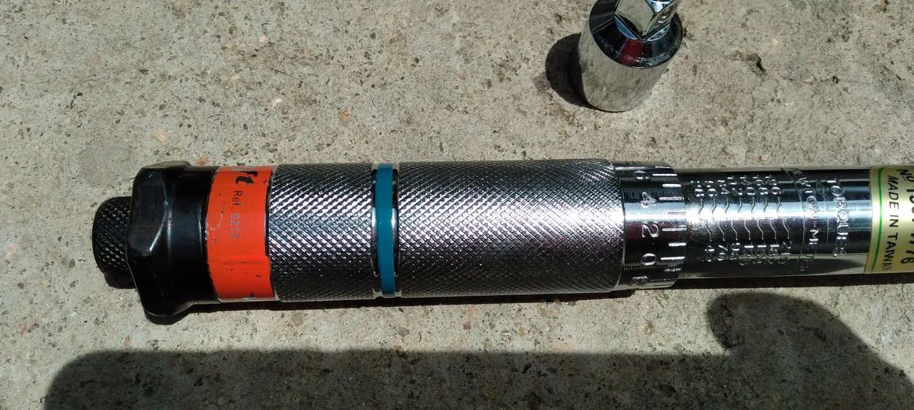 Chave de torque 1/2 - 150 ft lbs - Foto 2