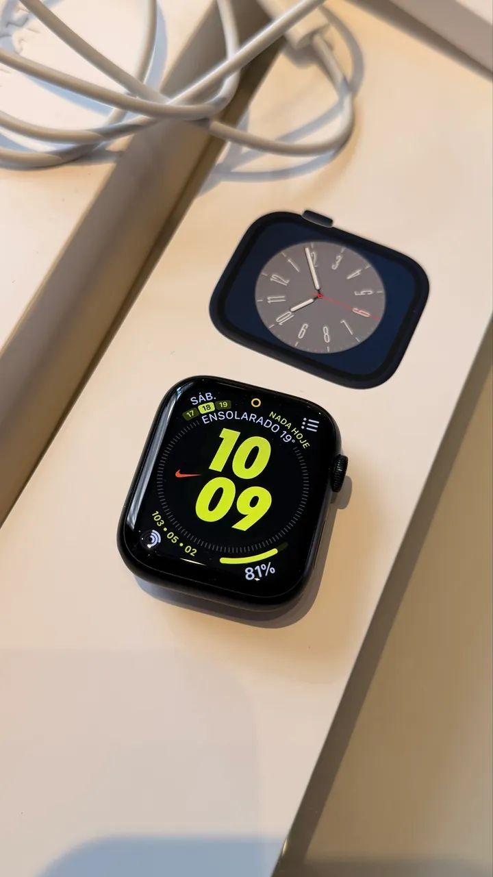 Apple Watch S8 45mm GPS