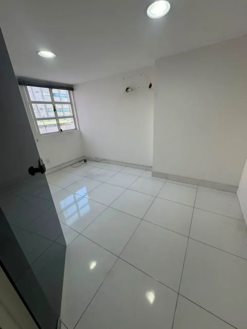 Sala para aluguel  33 m²  em Ponta Verde - Maceió - AL - Foto 4