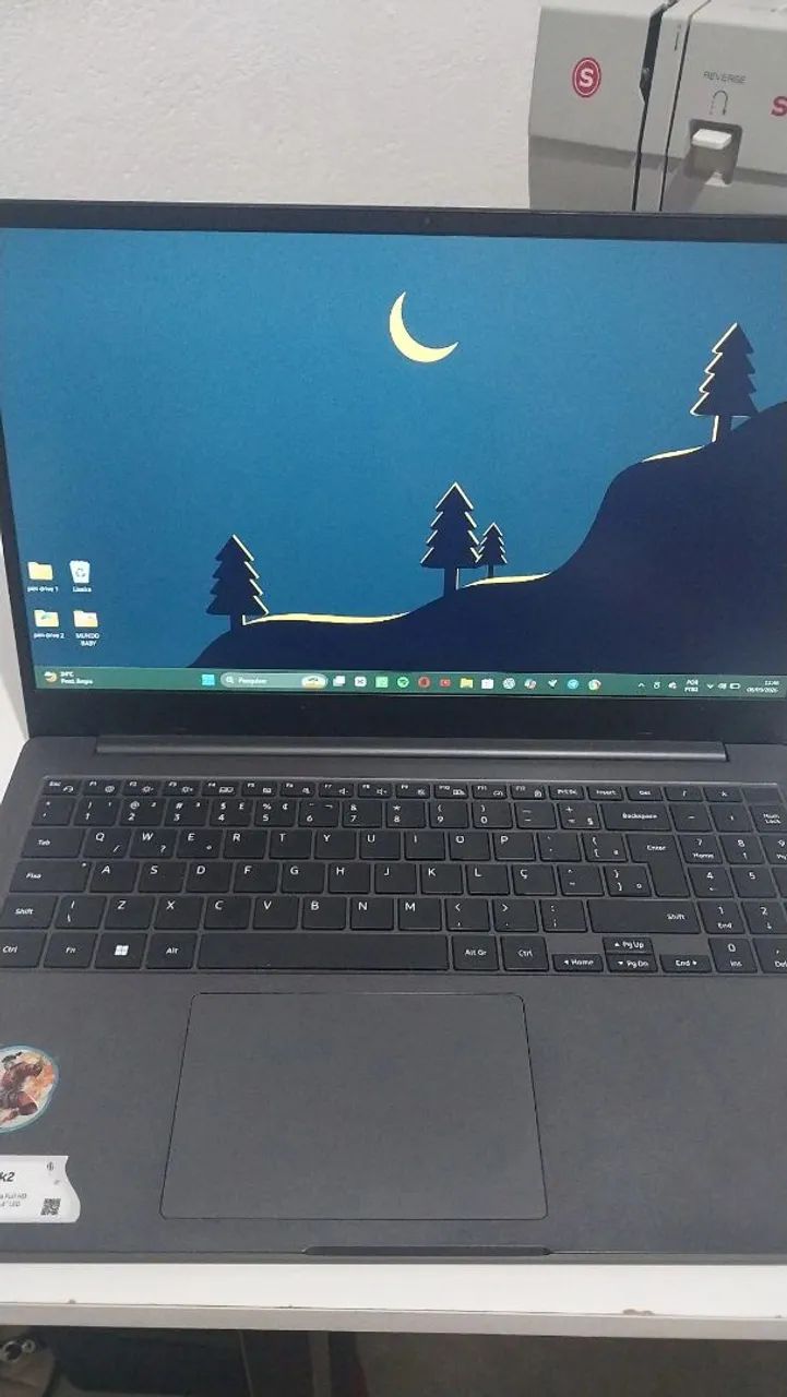 Notebook semi novo