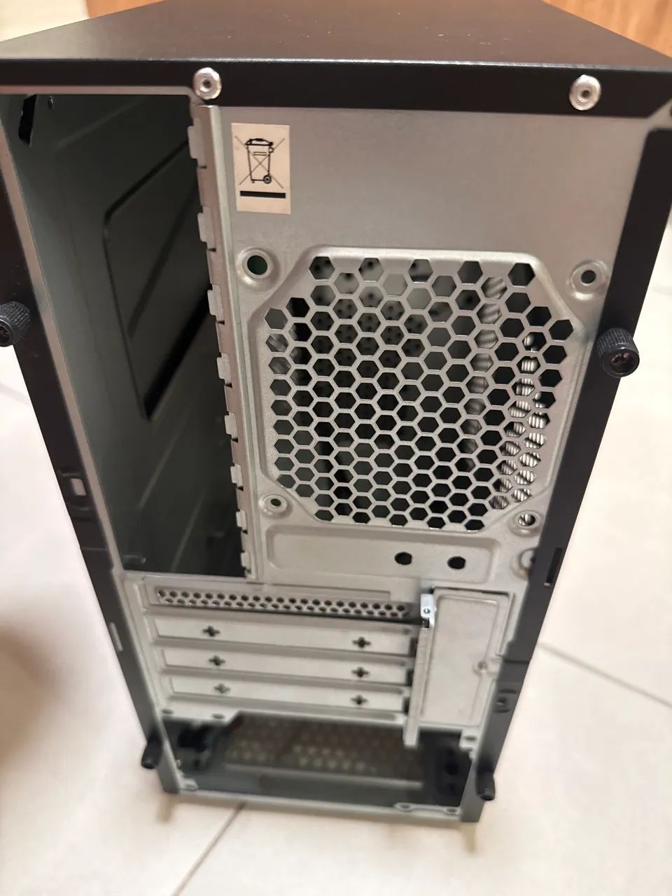 Gabinete SafoGAMER - Foto 5