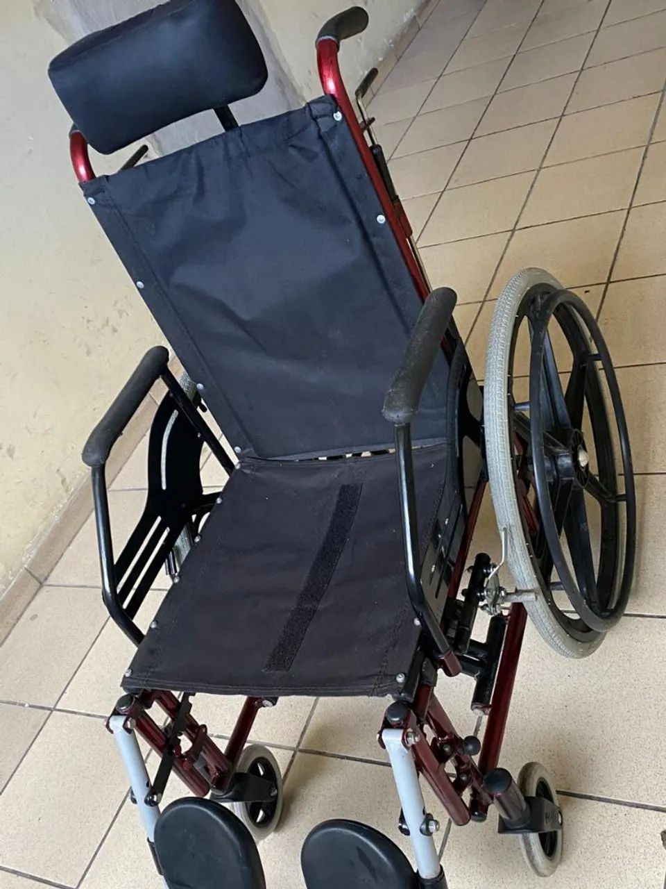 Cadeira de rodas - Foto 4