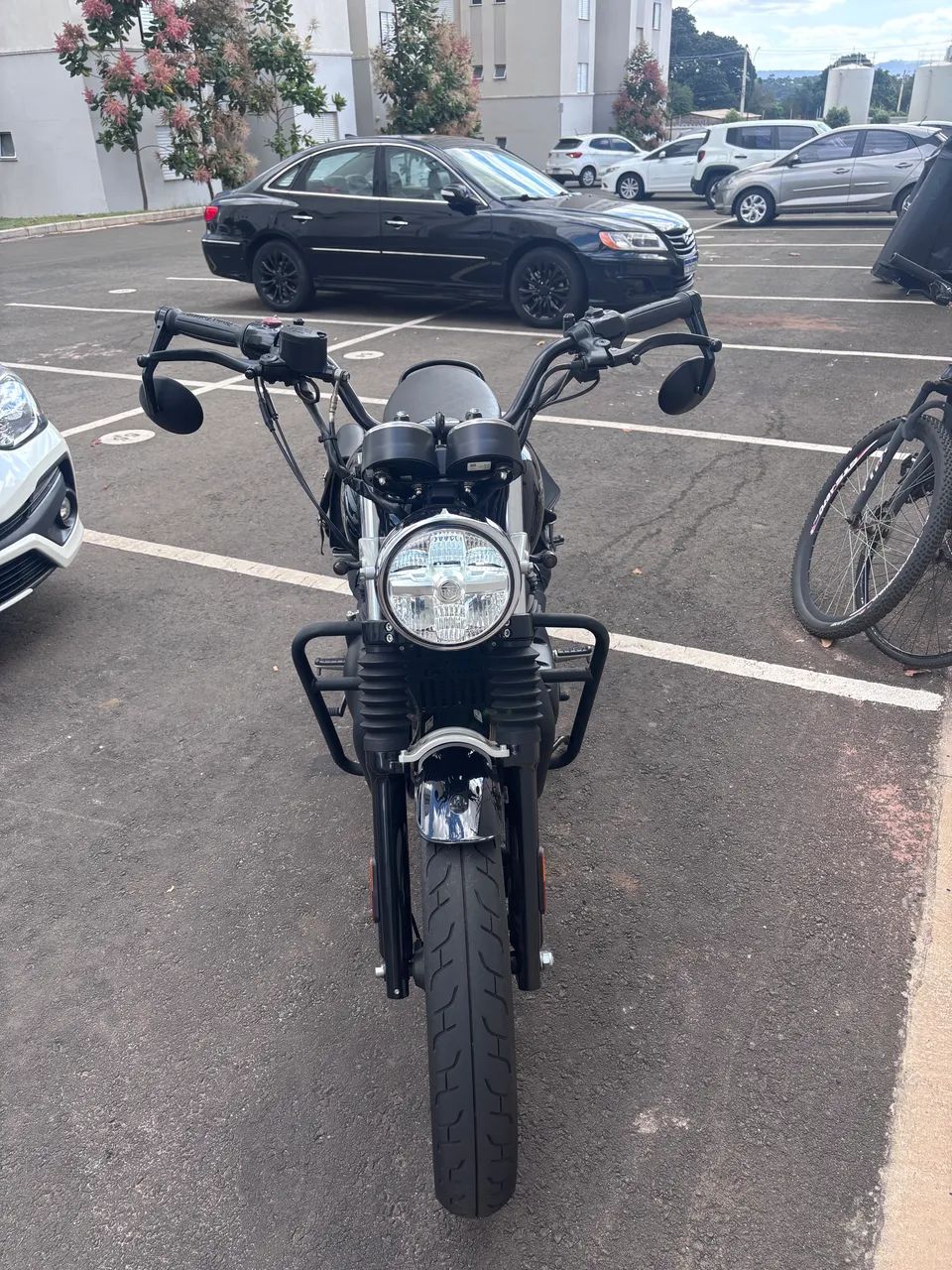 Vendo Interceptor 650 Black Ray 2024/2025. 