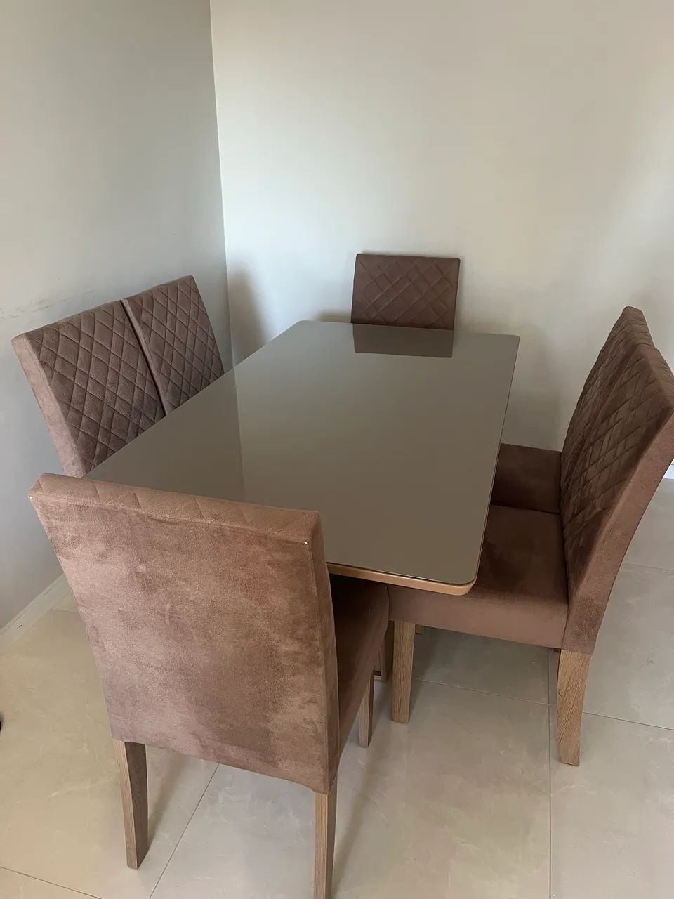 Mesa 6 cadeiras 