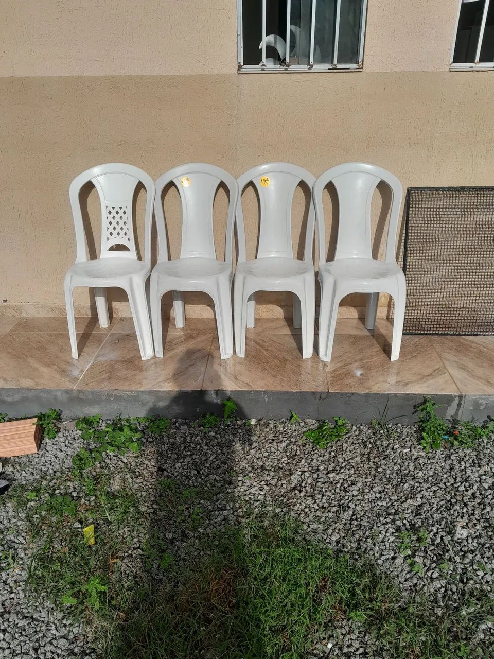 Vendo cadeira plásticas  - Foto 2