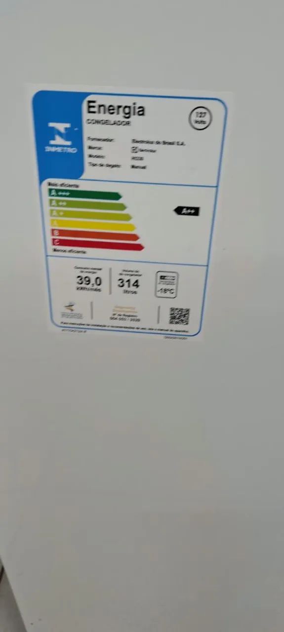 Vende um freezer semi novo horizontal 