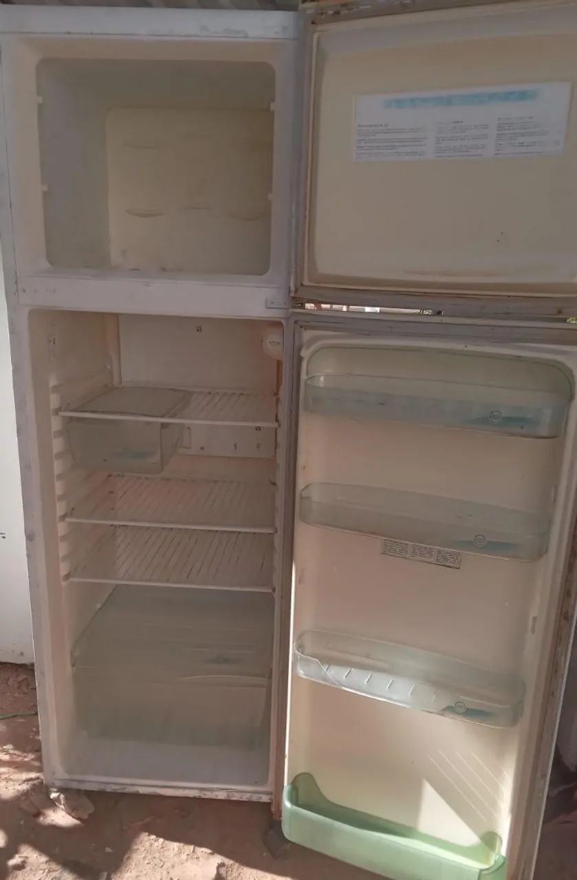 GELADEIRA ELETROLUX DISPONÍVEL  - Foto 2