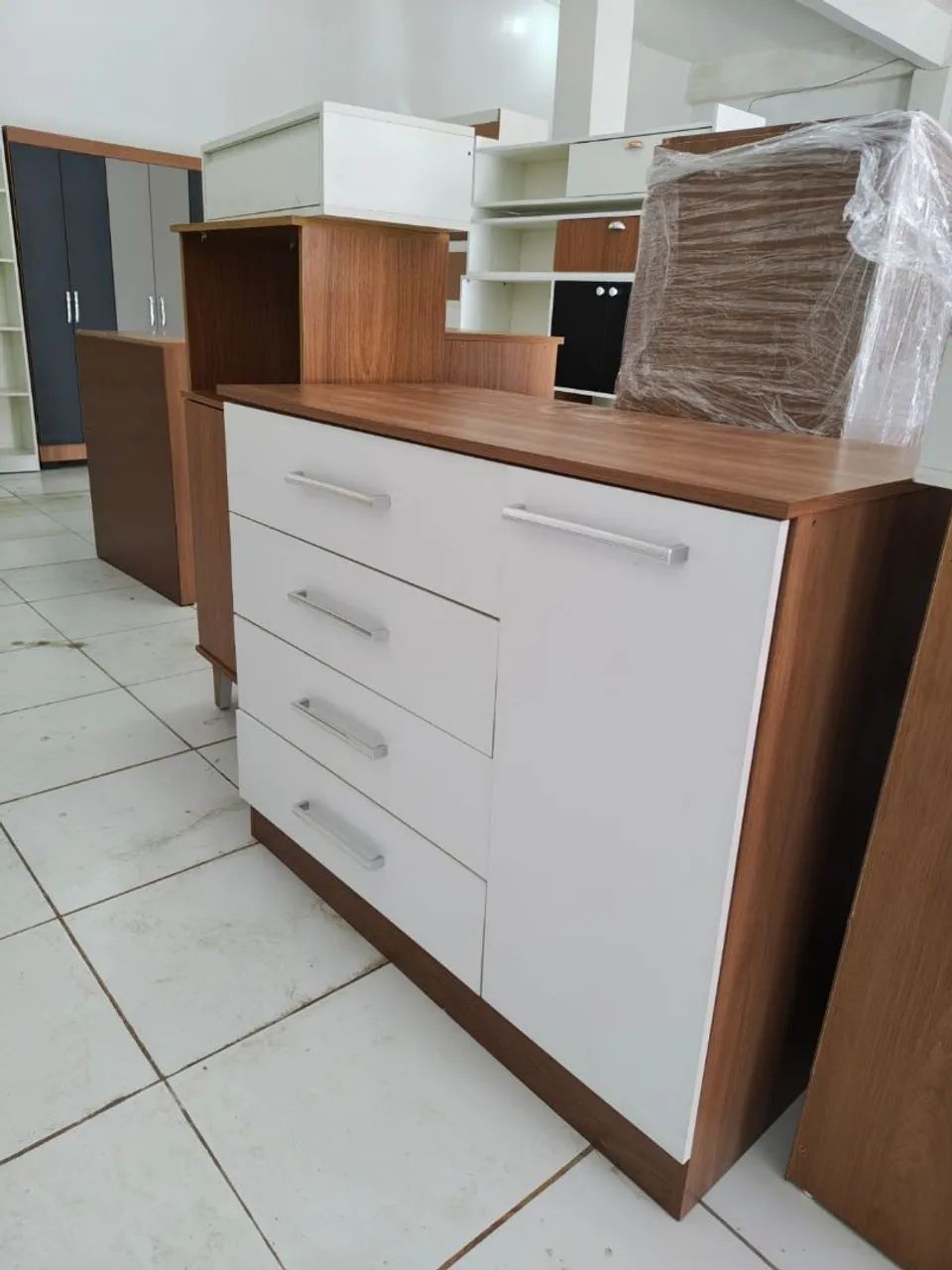   Cômoda 100% MDF Entrega Grátis 