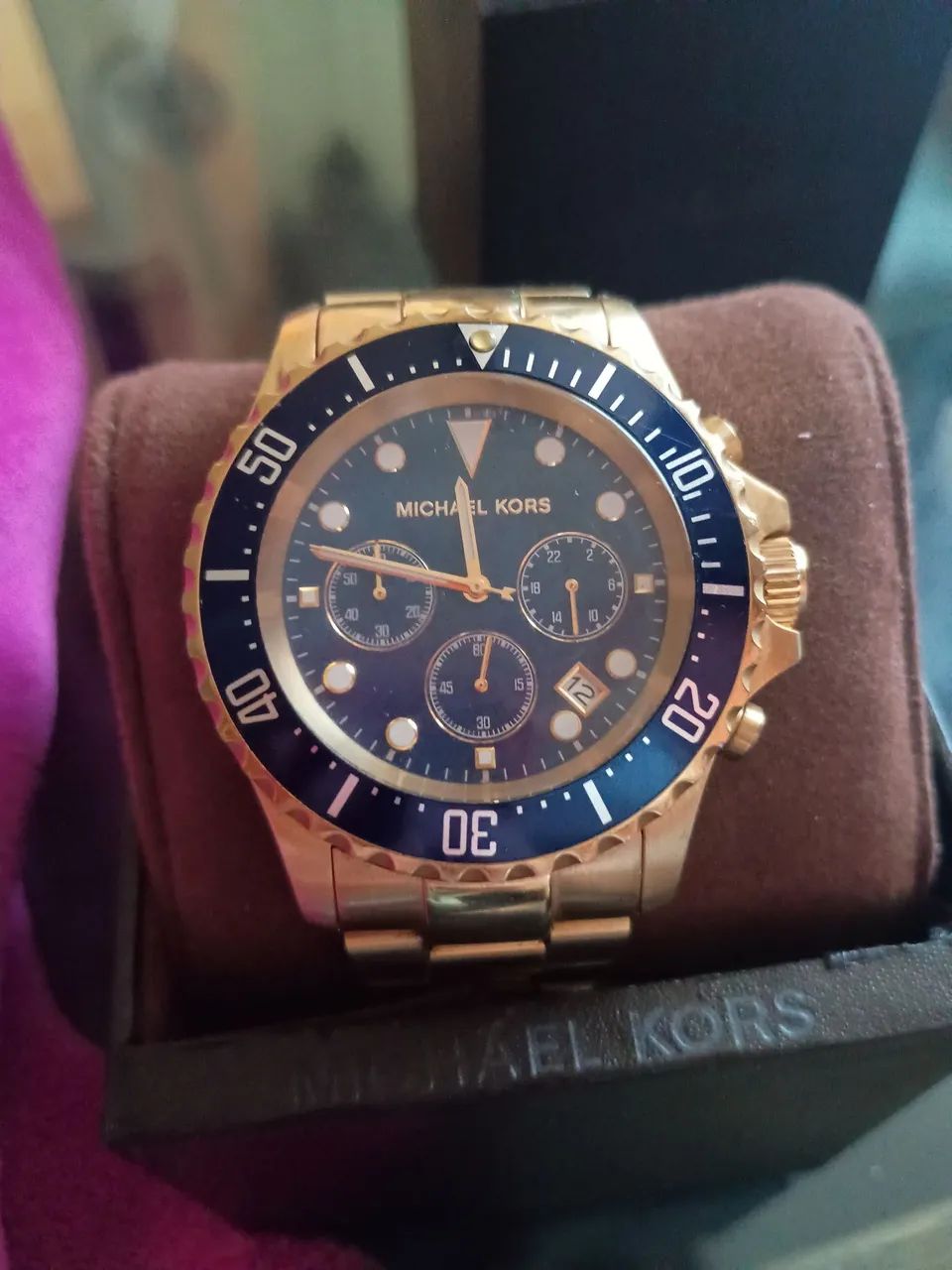 Relógio masculino dourado Michael Kors 