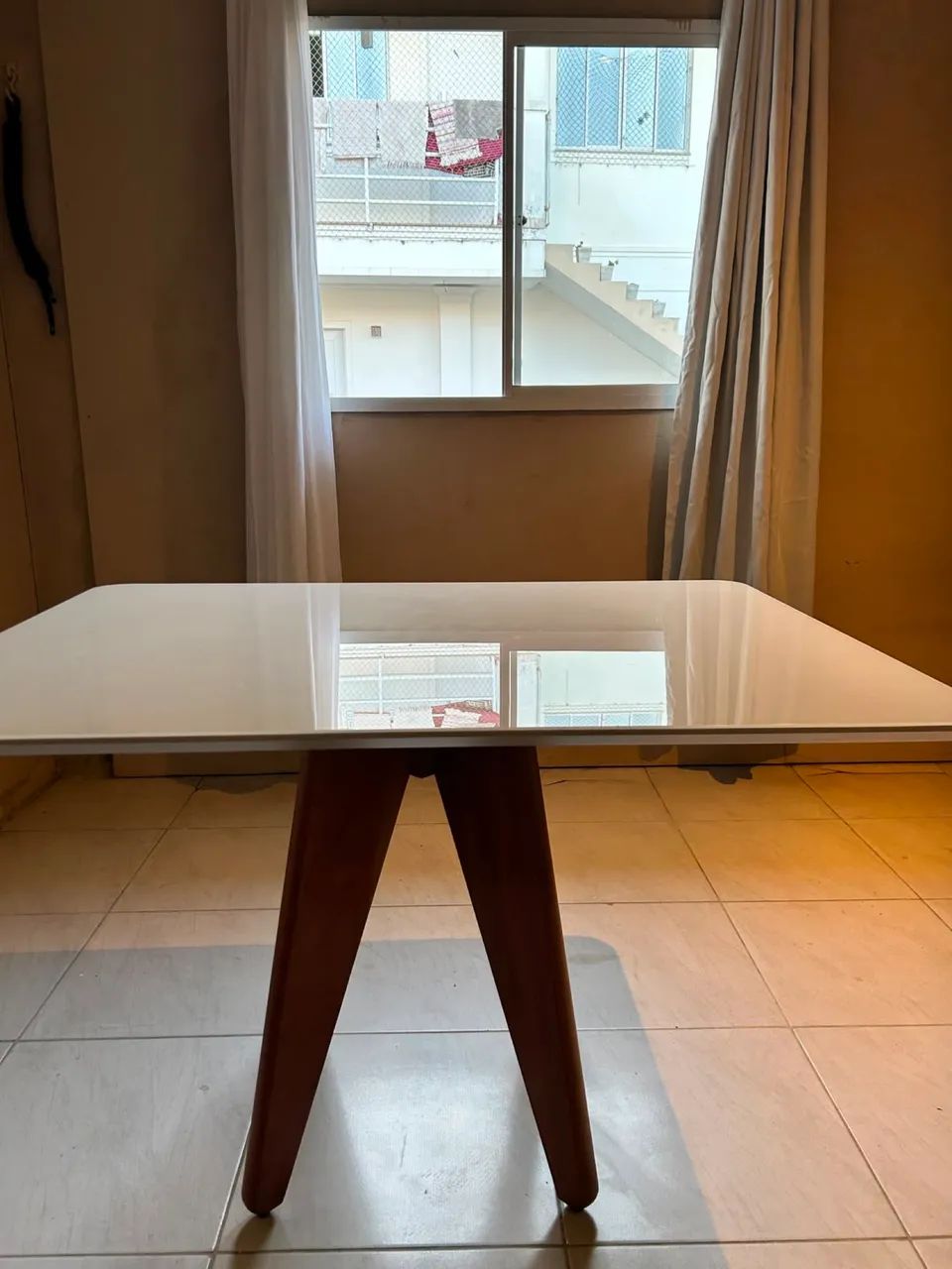 Mesa 4 a 6 lugares - Foto 4