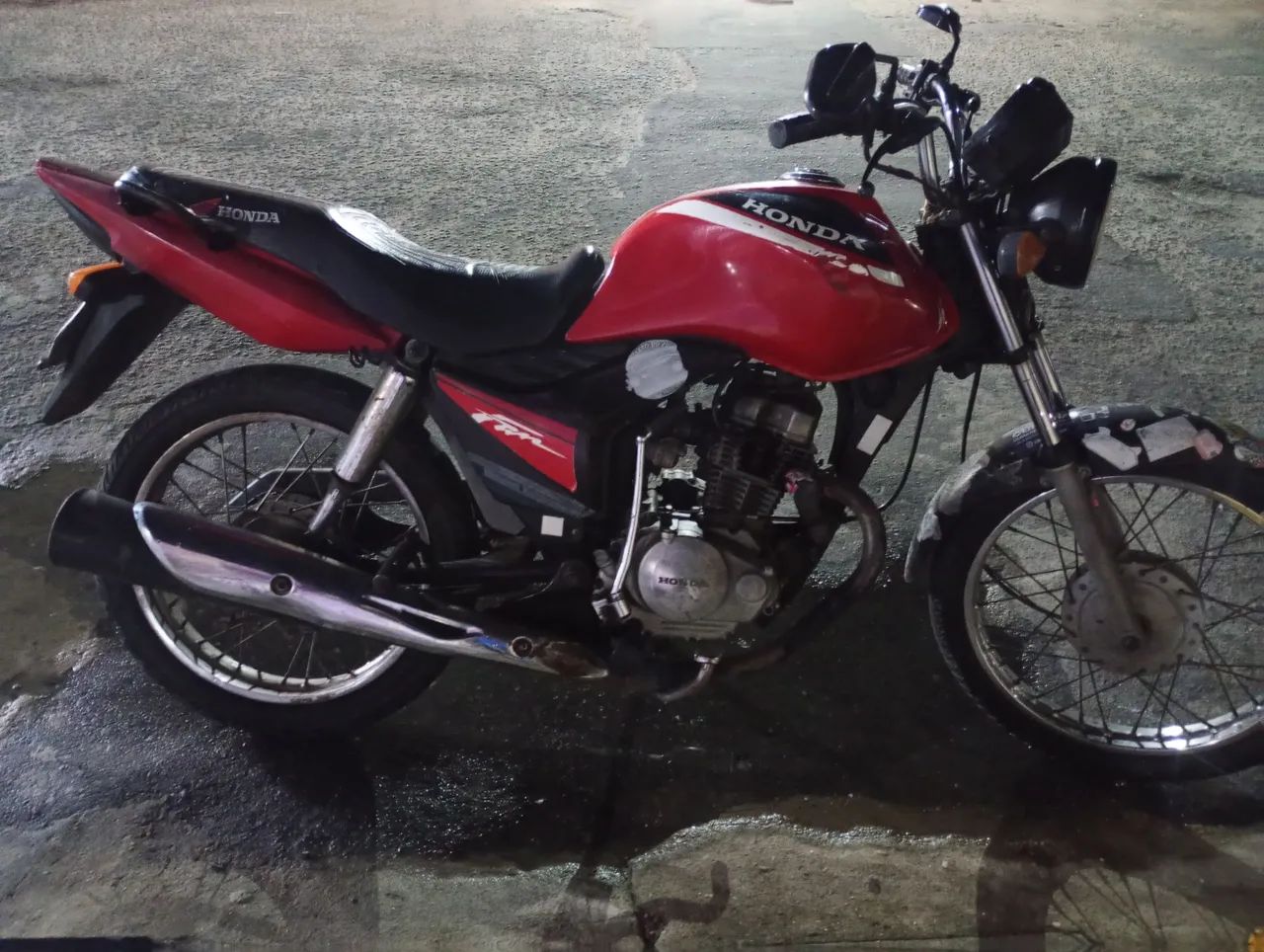 Moto super boa