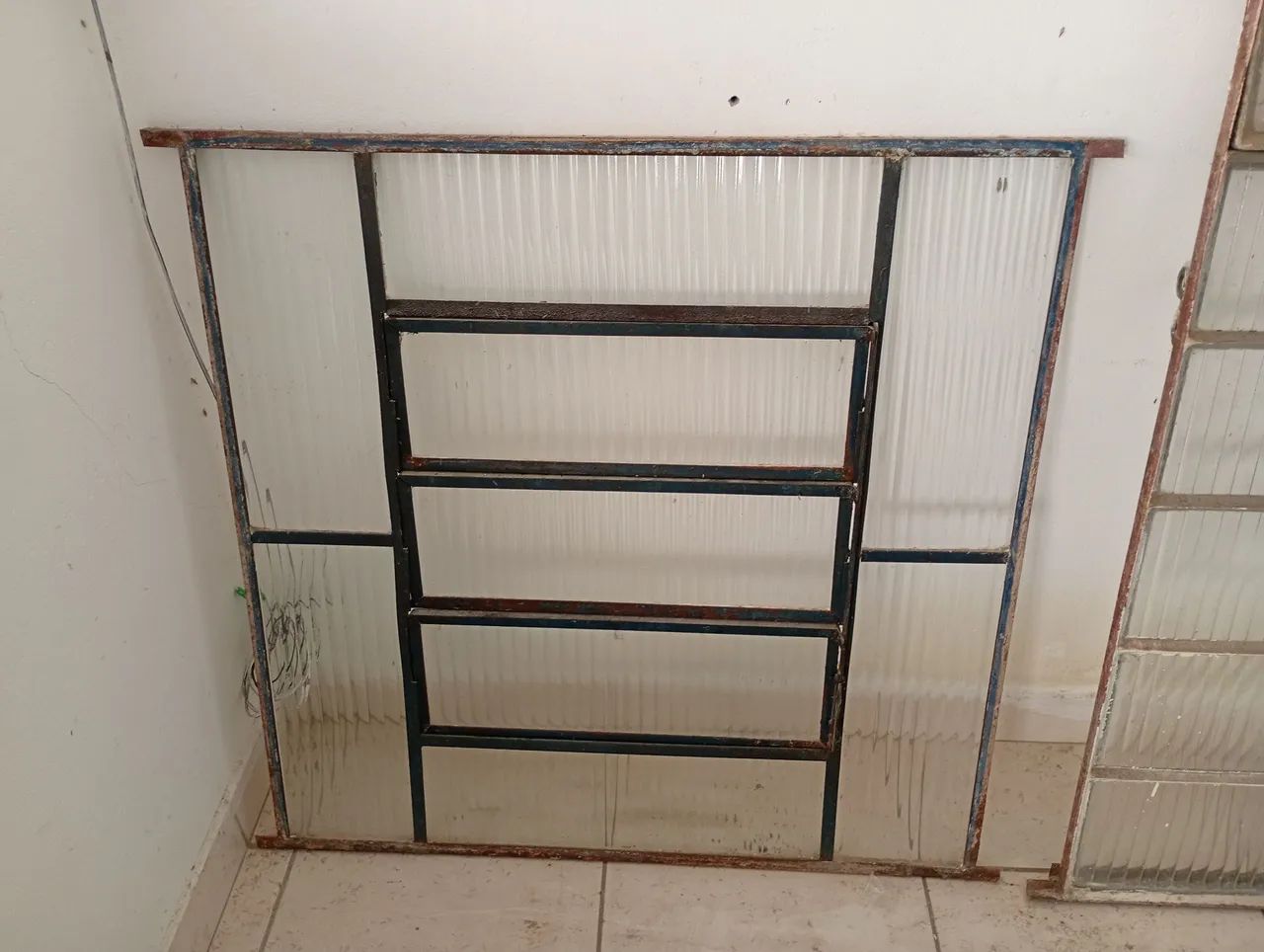 Window for kitchen and bathroom65581367371521121