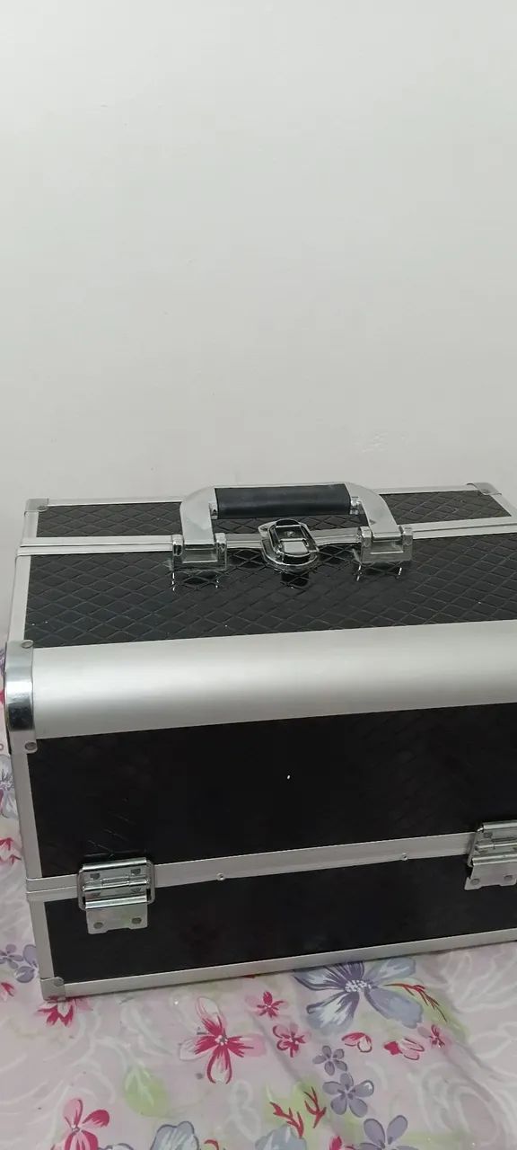 Maleta de maquiagem profissional  - Foto 2