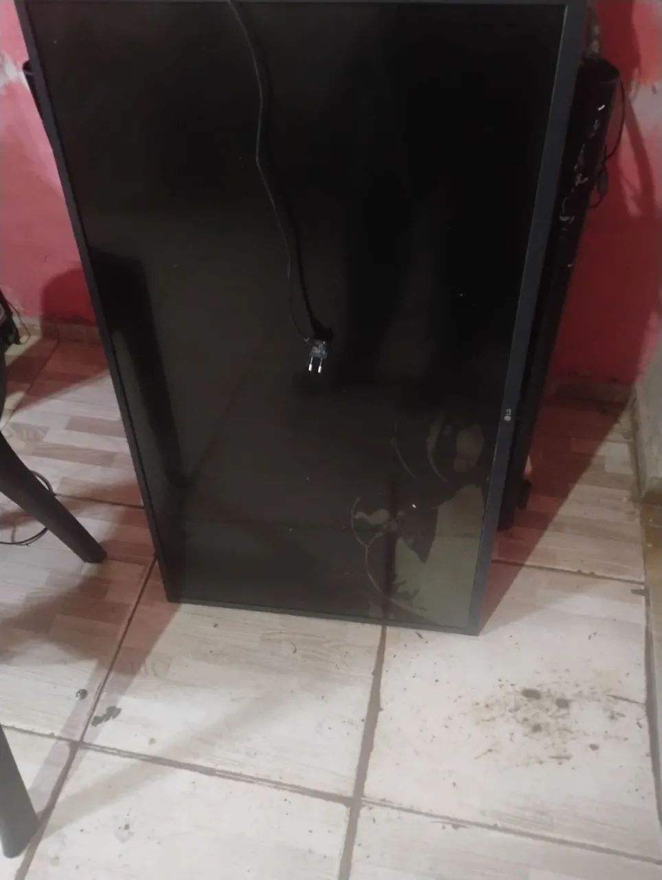 3 TVs  - Foto 4