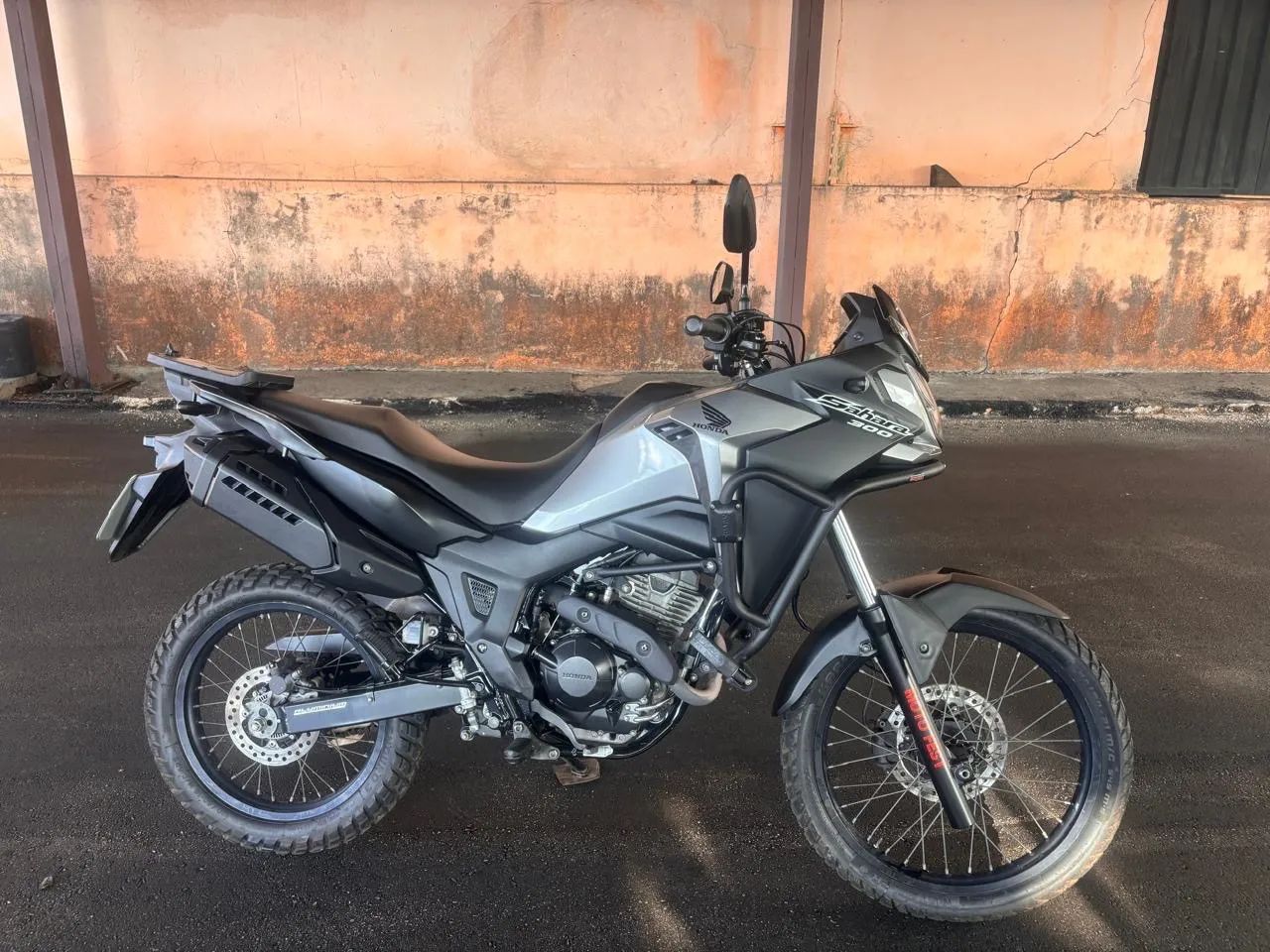 Vendo XRE SHARA NOVA