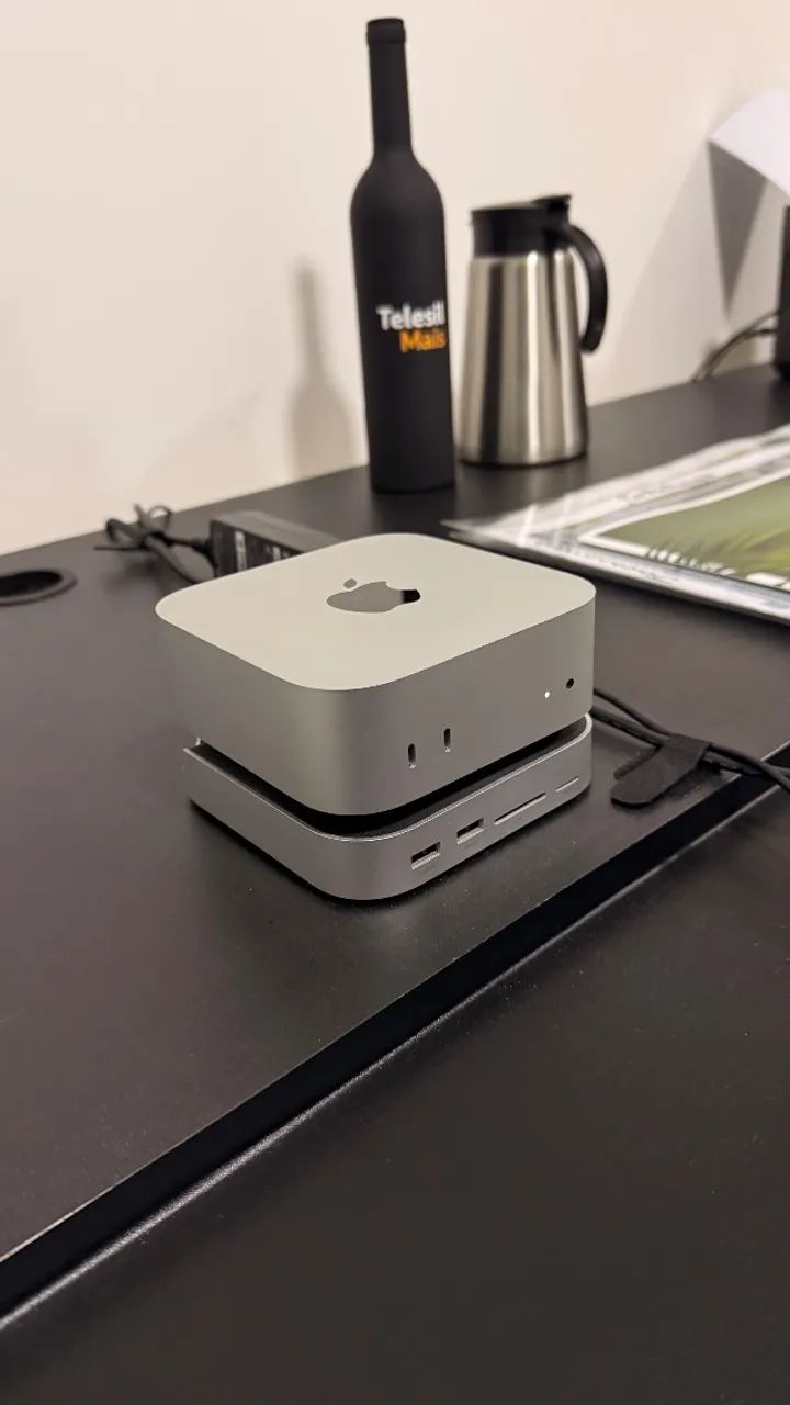 Mac Mini M4 16Gb RAM 256GB + HUB Baseus + SSD M2 1TB
