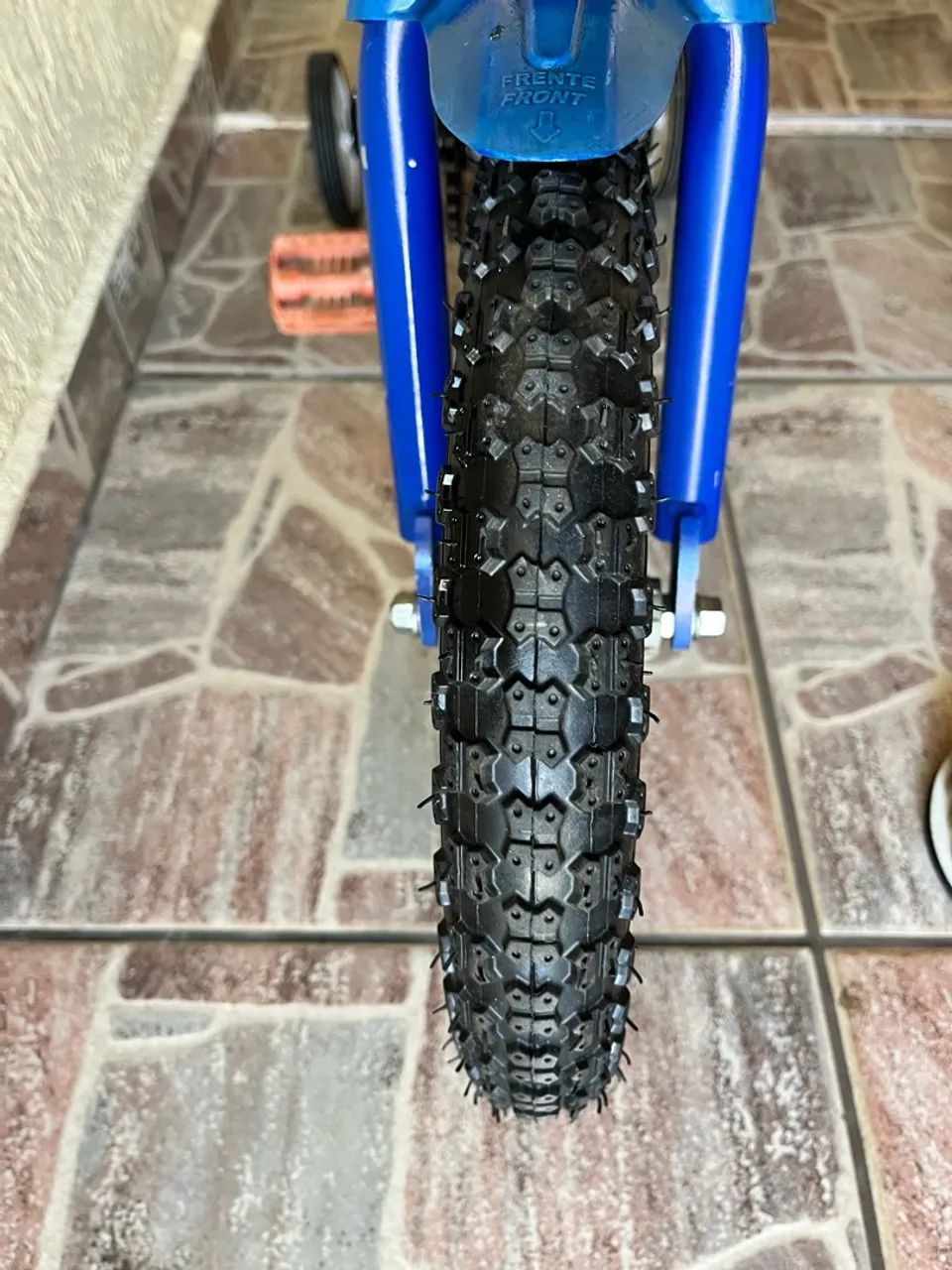 Bicicleta B-Twin aro 14 - Foto 4