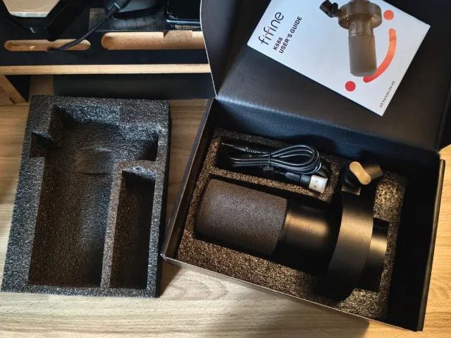 Microfone Dinâmico FIFINE K688 USB-C/XLR - Preto - Foto 2