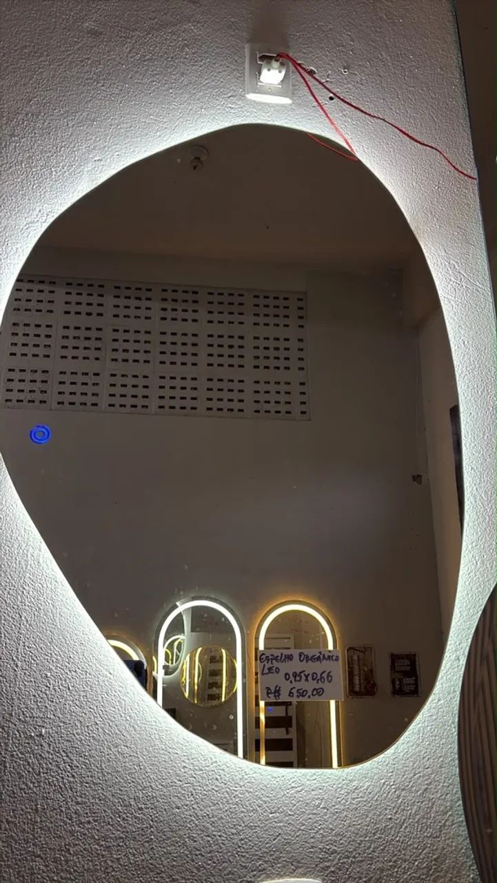 ESPELHOS ORGÂNICOS E JATEADOS COM LED  - Foto 3