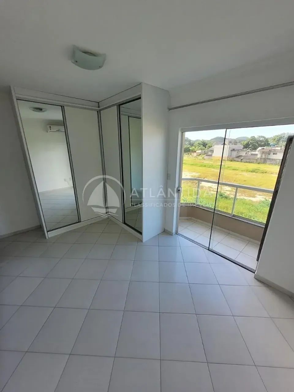 Vendo apartamento com 2 dormitórios, no Centro de Camboriu! - Foto 2