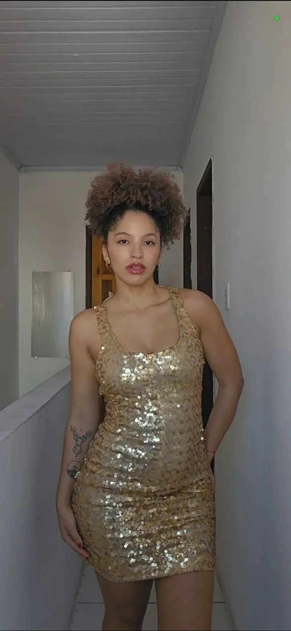 Vestido de Paetê Dourado  - Foto 2