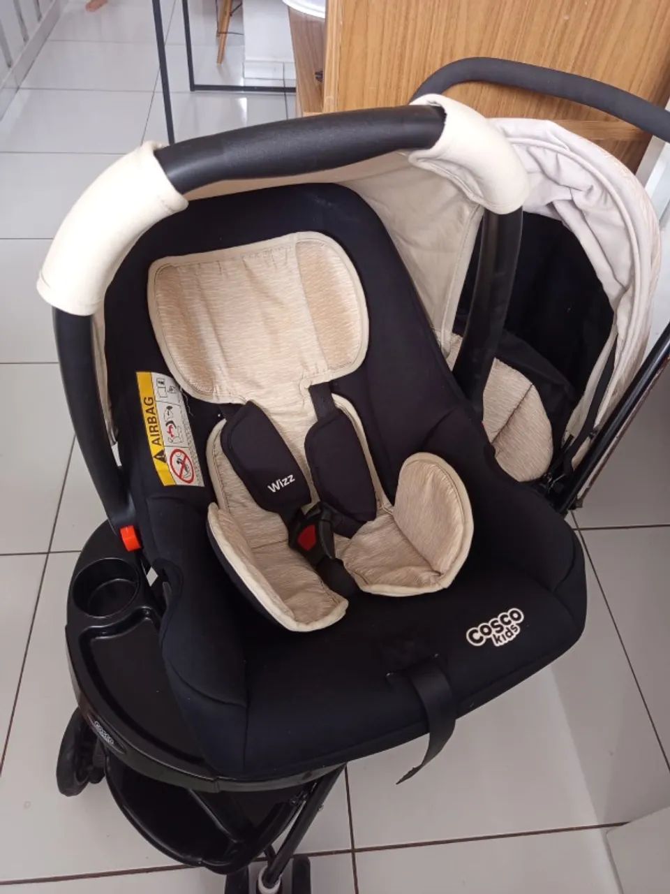 Berços, carrinho e cadeirinha de bebê em ótimo estado - Foto 5