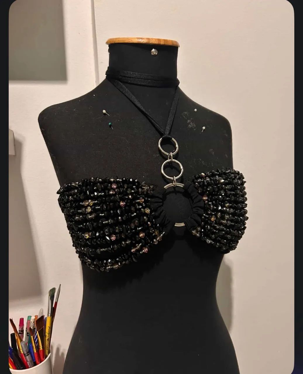 Conjunto top pedrarias e vestido preto P