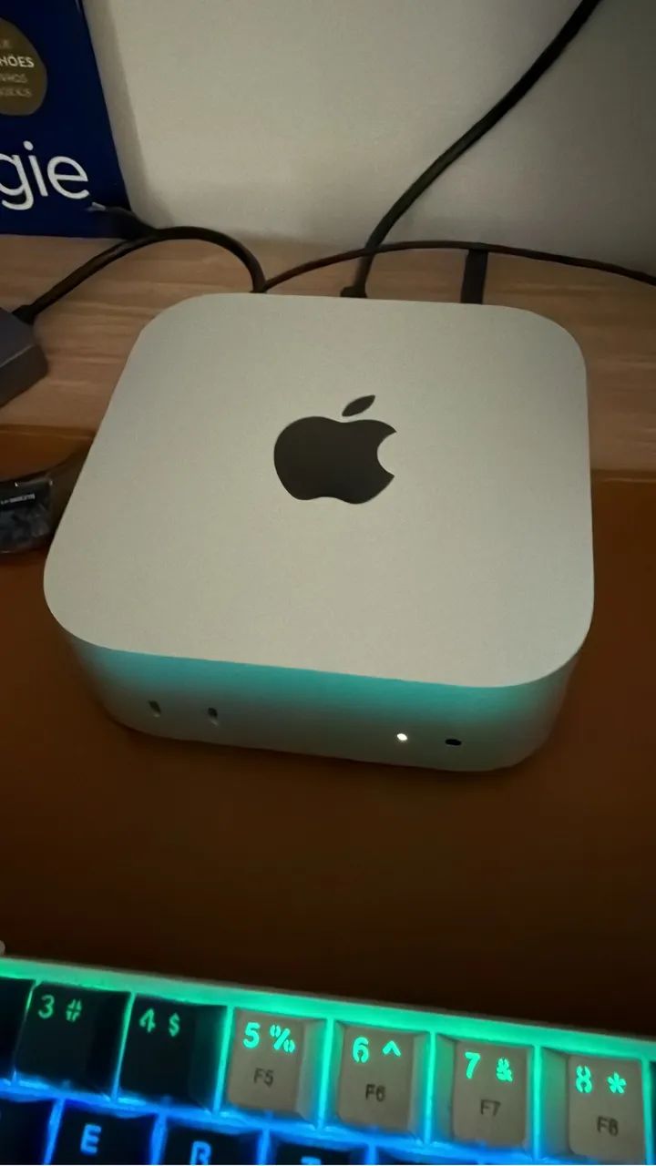 Mac Mini M4 - 16GB RAM / 256GB SSD - 3 MESES DE USO - Computadores