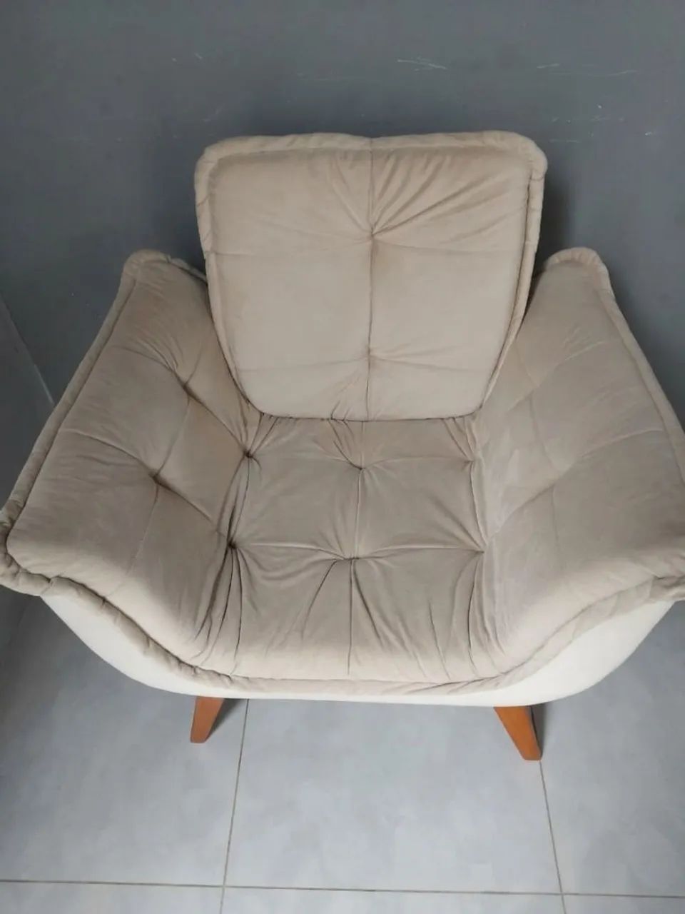Poltrona Opala Creme (Passo Cartão) - Foto 2