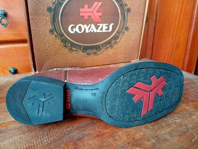 Bota Goyazes 43 grande - Foto 3