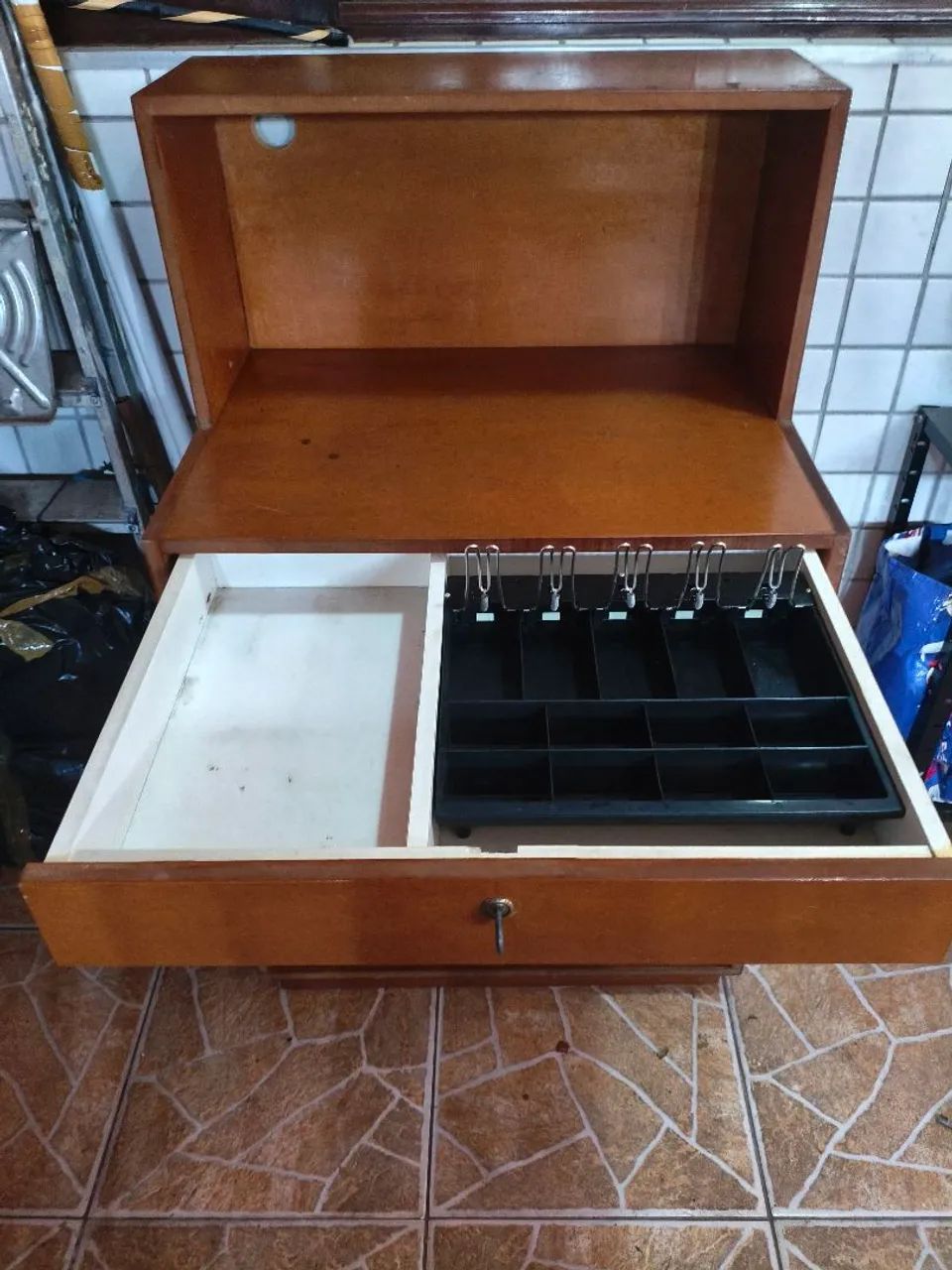 Caixa Adega -
