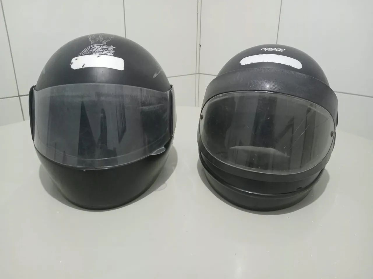 Vendo 2 capacetes para moto  - Foto 3
