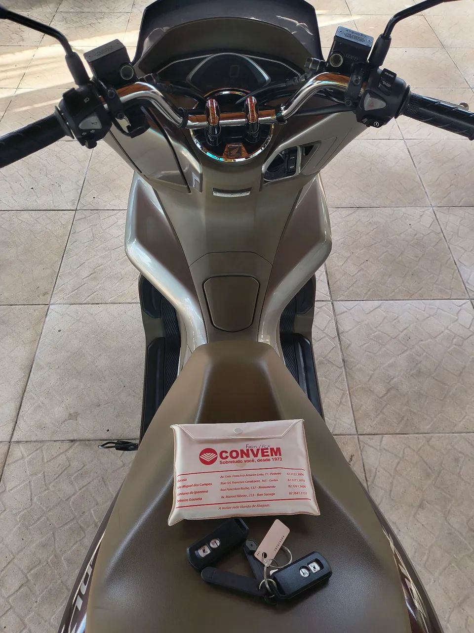 Linda PCX DLX extra estado de zero - Foto 4
