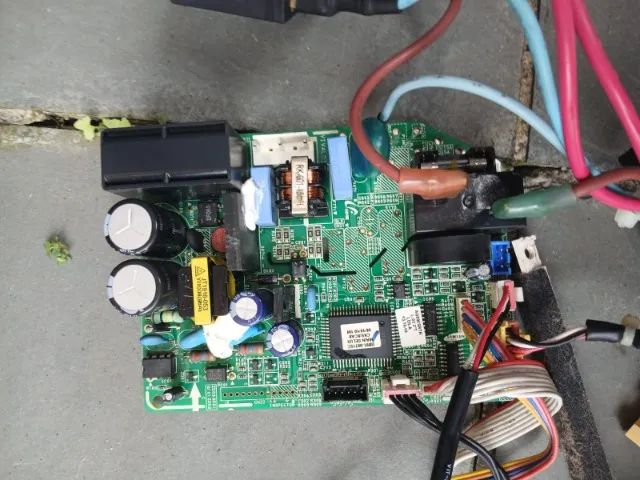 placa eletrônica SANSUMG 24k USADO
